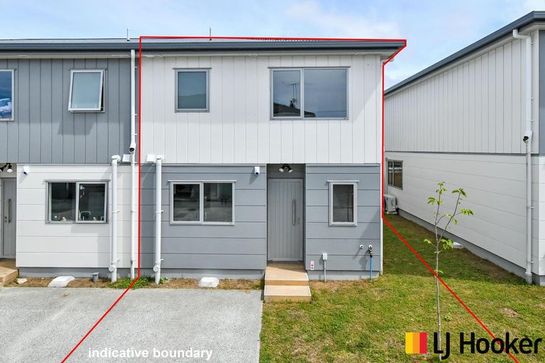 Photo of property in 8/70 Clevedon Road, Papakura, 2110