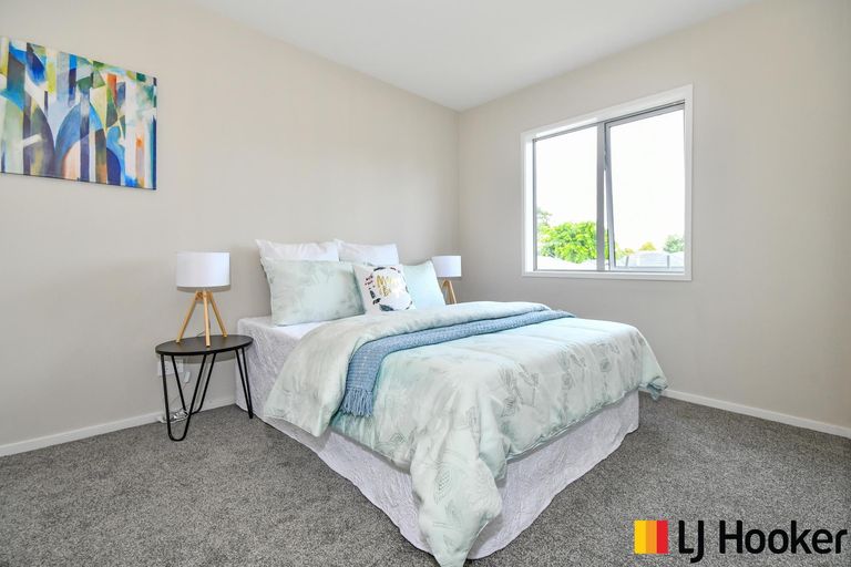 Photo of property in 8/70 Clevedon Road, Papakura, 2110