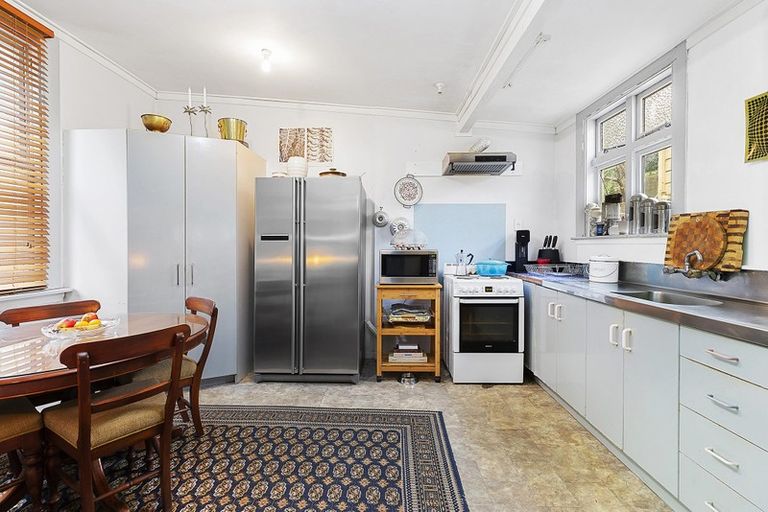 Photo of property in 16 Morton Street, Berhampore, Wellington, 6023