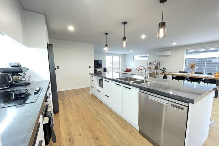 Photo of property in 10 Ruston Lane, Halswell, Christchurch, 8025