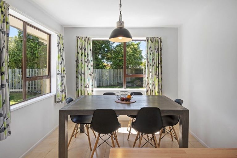 Photo of property in 16 Torlesse Crescent, Darfield, 7510