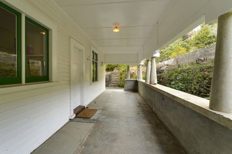 Photo of property in 9 Main Road, Havelock, 7100