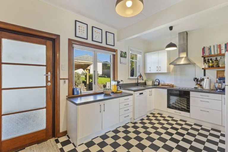 Photo of property in 8 Lynmouth Heights, Lynmouth, New Plymouth, 4310