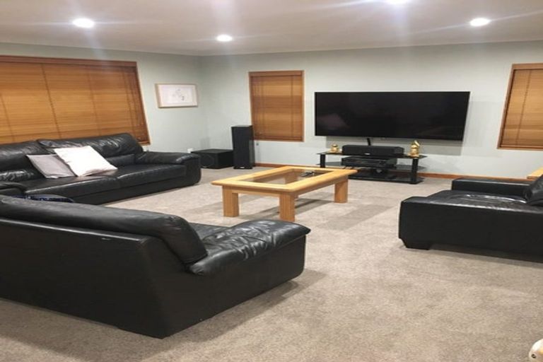 Photo of property in 33 Russell Robertson Drive, Havelock North, 4130