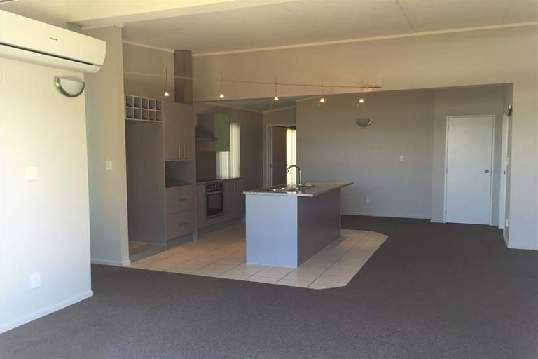 Photo of property in 13 Merlot Lane, Pukekohe, 2120
