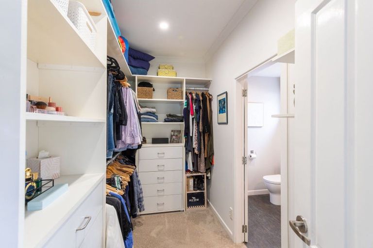 Photo of property in 15 Black Beech Street, Birchville, Upper Hutt, 5018