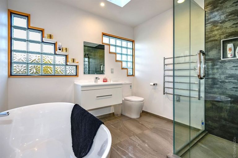 Photo of property in 7 Fairway Drive, Shirley, Christchurch, 8061