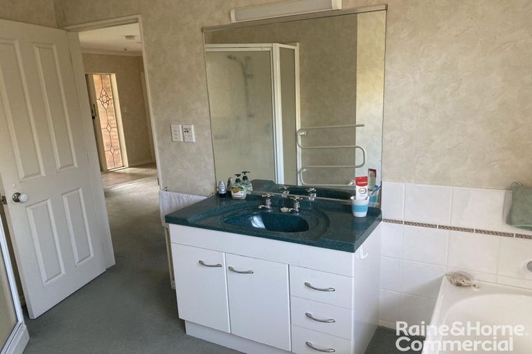 Photo of property in 72 Denny Hulme Drive, Mount Maunganui, 3116