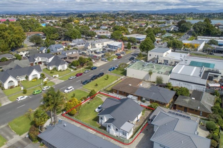 Photo of property in 39 Fourth Avenue, Tauranga, 3110