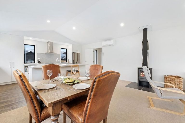 Photo of property in 3 Edna Lane, Lake Hawea, Wanaka, 9382