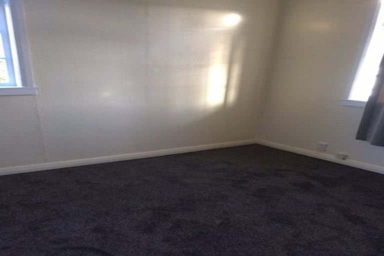 Photo of property in 9 Avenue Road, Foxton, 4814