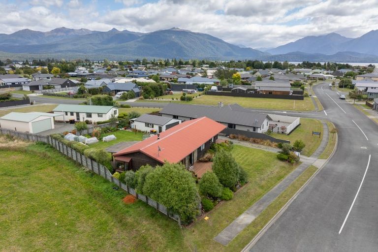 Photo of property in 91 Govan Drive, Te Anau, 9600