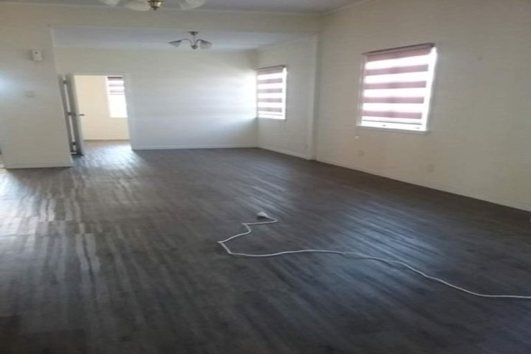 Photo of property in 130 Te Pua School Road, Helensville, 0875