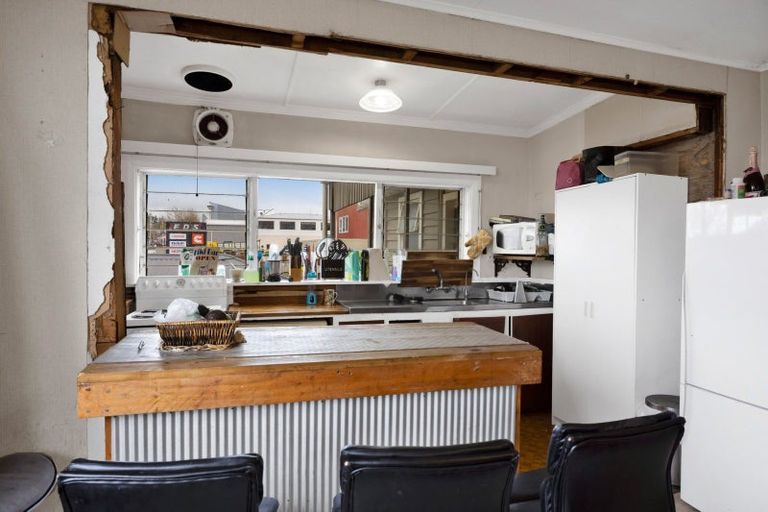 Photo of property in 24 Richmond Street, Fitzroy, New Plymouth, 4312
