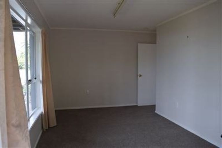 Photo of property in 1/47 Rawene Road, Birkenhead, Auckland, 0626