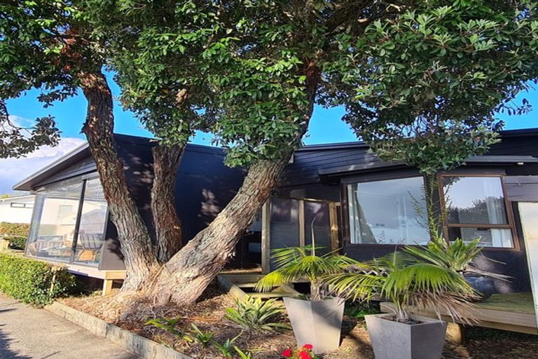 Photo of property in 2/203 Oakland Road, Karaka, Papakura, 2580