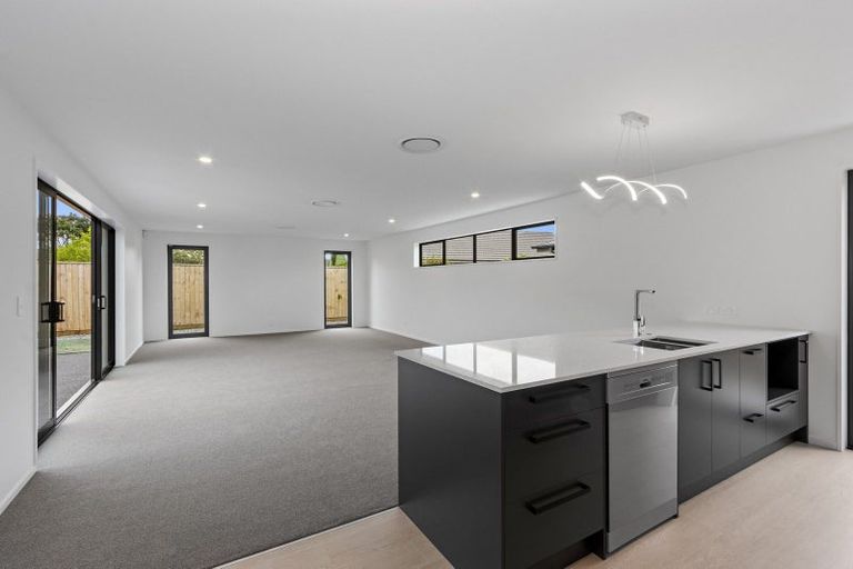 Photo of property in 2 Half Pint Lane, Halswell, Christchurch, 8025