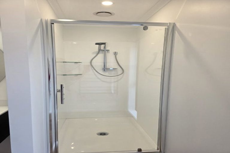 Photo of property in 3 Joseph Bolton Crescent, Wallaceville, Upper Hutt, 5018