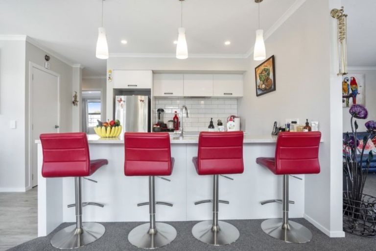 Photo of property in 4 Maniaroa Drive, Katikati, 3129