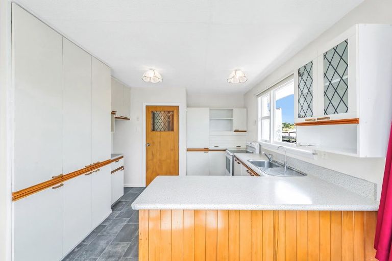 Photo of property in 15 Geddis Street, Rangiora, 7400