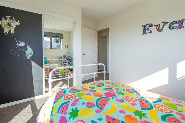 Photo of property in 2 Puriri Street, Pegasus, 7612