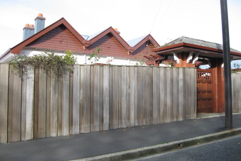 Photo of property in 32 Tweed Street, Roslyn, Dunedin, 9010