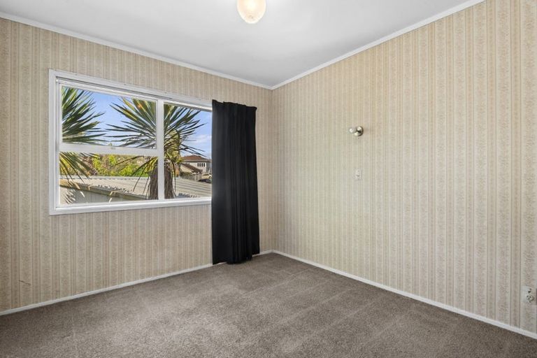 Photo of property in 6 Bellcroft Place, Belmont, Auckland, 0622