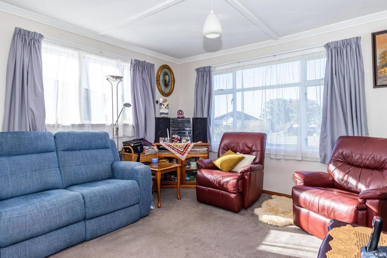 Photo of property in 56 Rhodes Street, Waimate, 7924