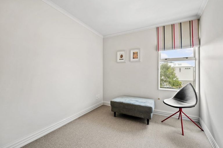 Photo of property in 153c Grant Road, Thorndon, Wellington, 6011