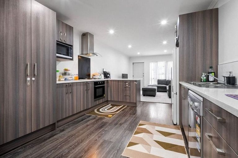 Photo of property in 6 Kanga Lane, Manurewa, Auckland, 2102