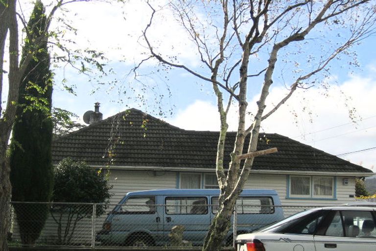 Photo of property in 377 George Street, Stokes Valley, Lower Hutt, 5019