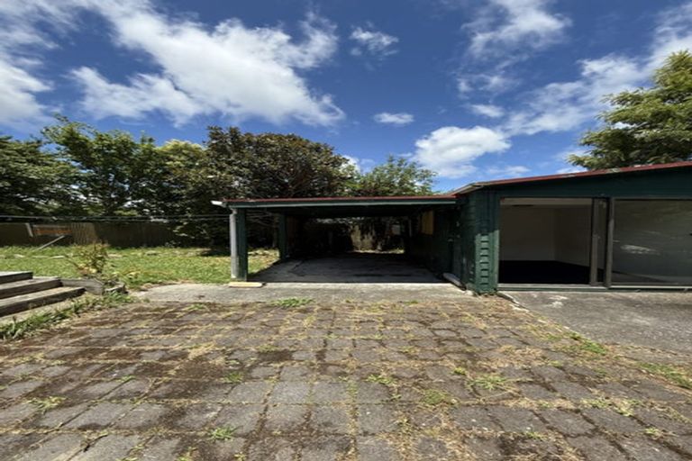 Photo of property in 9 Hamblyn Place, Ranui, Auckland, 0612