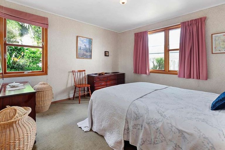 Photo of property in 31 Ahuriri Street, Strathmore Park, Wellington, 6022
