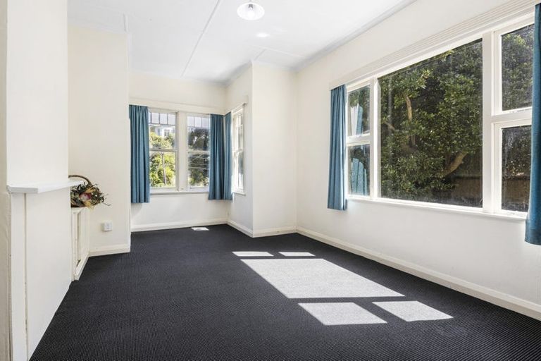 Photo of property in 74 Sar Street, Wadestown, Wellington, 6012