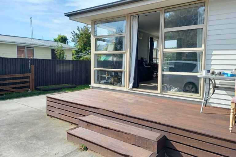 Photo of property in 10a Gregory Avenue, Islington, Christchurch, 8042