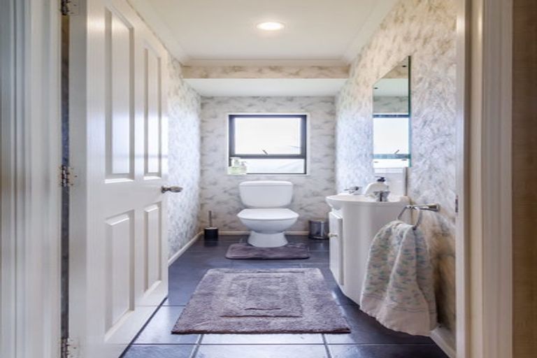 Photo of property in 347 Henwood Road, Hillsborough, New Plymouth, 4372