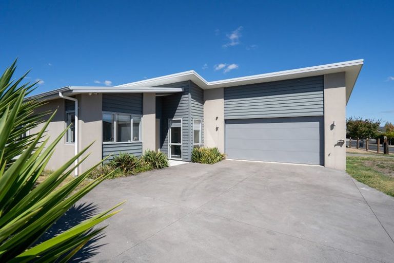 Photo of property in 8 Hehan Close, Cambridge, 3434