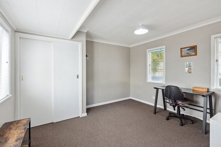 Photo of property in 53a Elizabeth Street, Waikanae, 5036