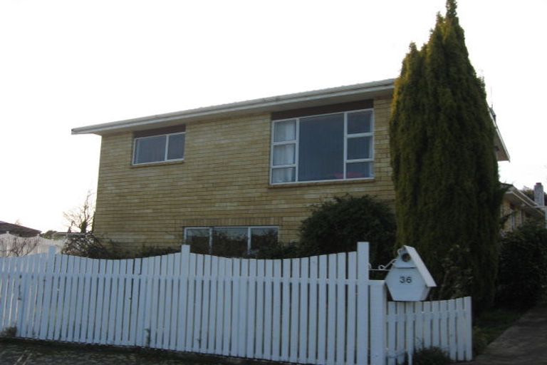 Photo of property in 36 Waterford Drive, Winton, 9720