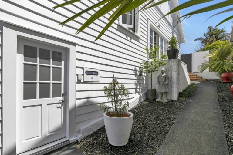 Photo of property in 42 Lawrence Street, Herne Bay, Auckland, 1011