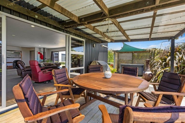 Photo of property in 193 Ackworth Road, Lepperton, New Plymouth, 4373