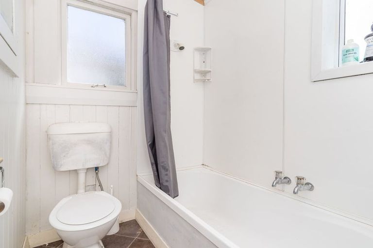 Photo of property in 462 South Road, Calton Hill, Dunedin, 9012