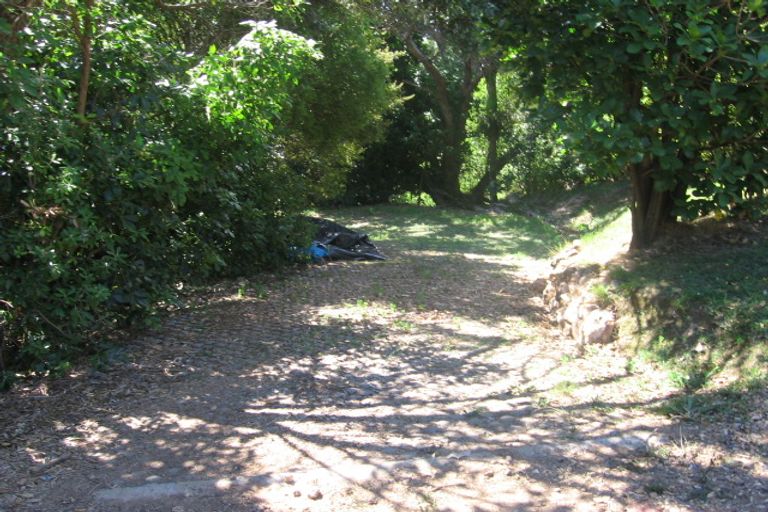 Photo of property in 23 Garratt Road, Waiheke Island, 1971