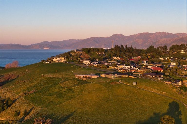 Photo of property in 35 Ward Street, Kaikoura, 7300
