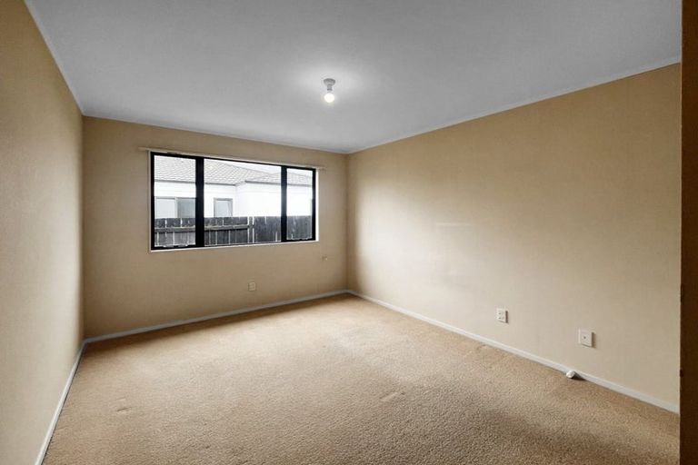 Photo of property in 46 Dalfield Place, Highbury, Palmerston North, 4412