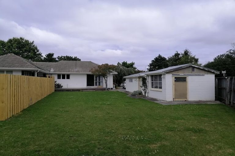Photo of property in 44 Barnes Road, Redwood, Christchurch, 8051