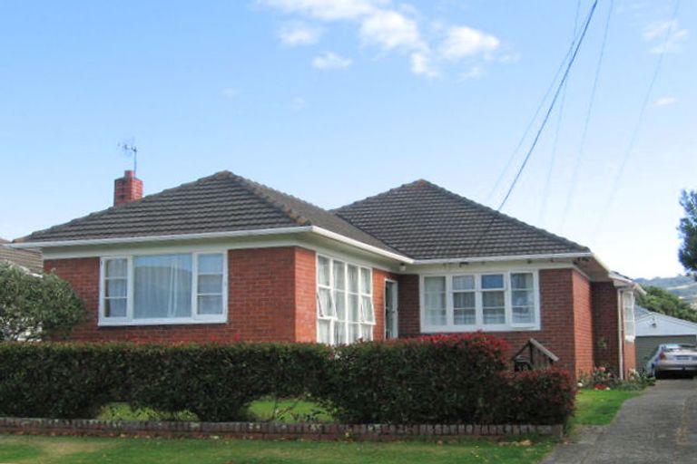 Photo of property in 18 Charleston Avenue, Boulcott, Lower Hutt, 5011