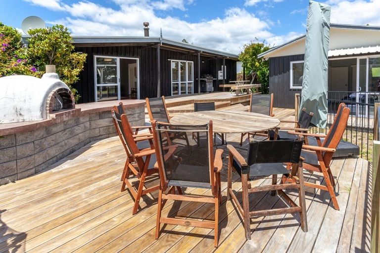 Photo of property in 200 The Square, Whangamata, 3620