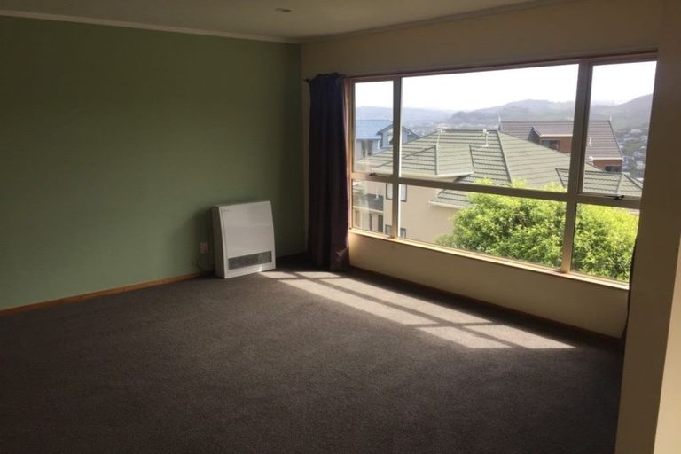 Photo of property in 6 Kapil Grove, Khandallah, Wellington, 6035