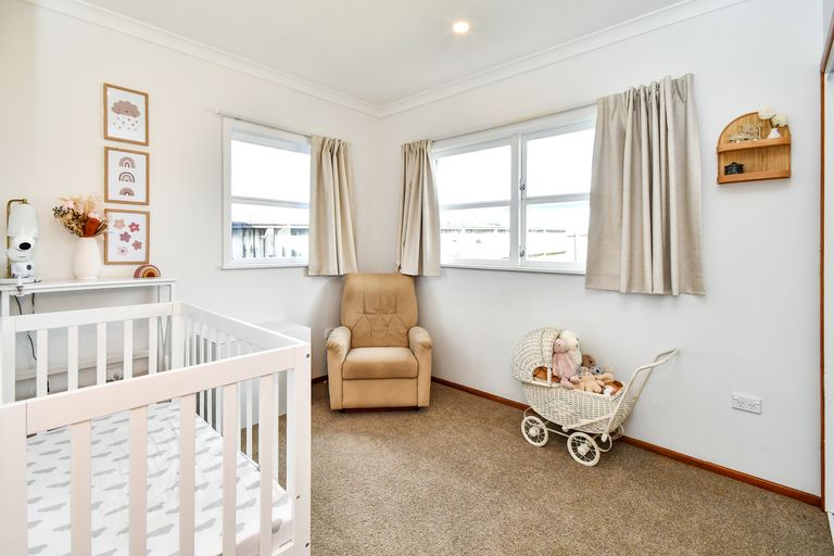 Photo of property in 15 Les Marston Place, Pukekohe, 2120